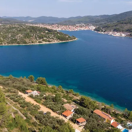 Hébergement de vacances In With Kitchen Vela Luka