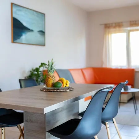 Sokolic Bb Vi بيت للعطل فيلا لوكا